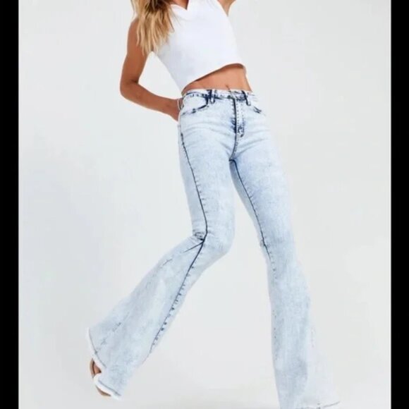 Altar'd State Karter Acid Wash Stretchy Flare Bellbottom Jeans L NWT - Picture 1 of 13